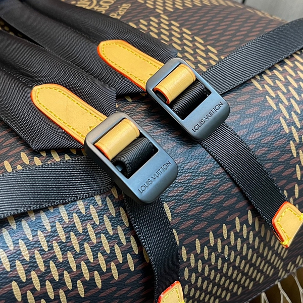 ルイヴィトンバッグ着用イメージ